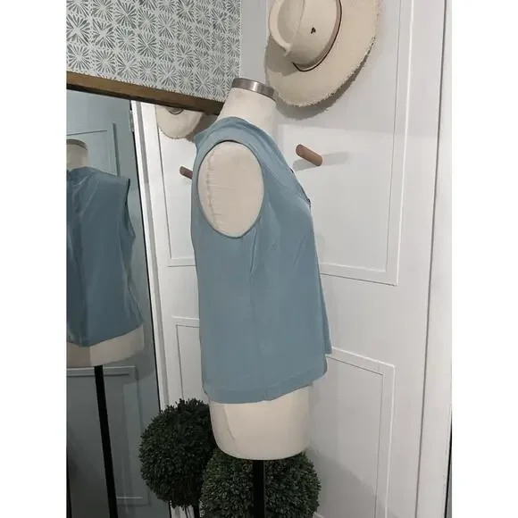 St. John 100% Silk Blouse Sleeveless Tank Top Women’s Shirt Size 6 - Picture 2 of 7